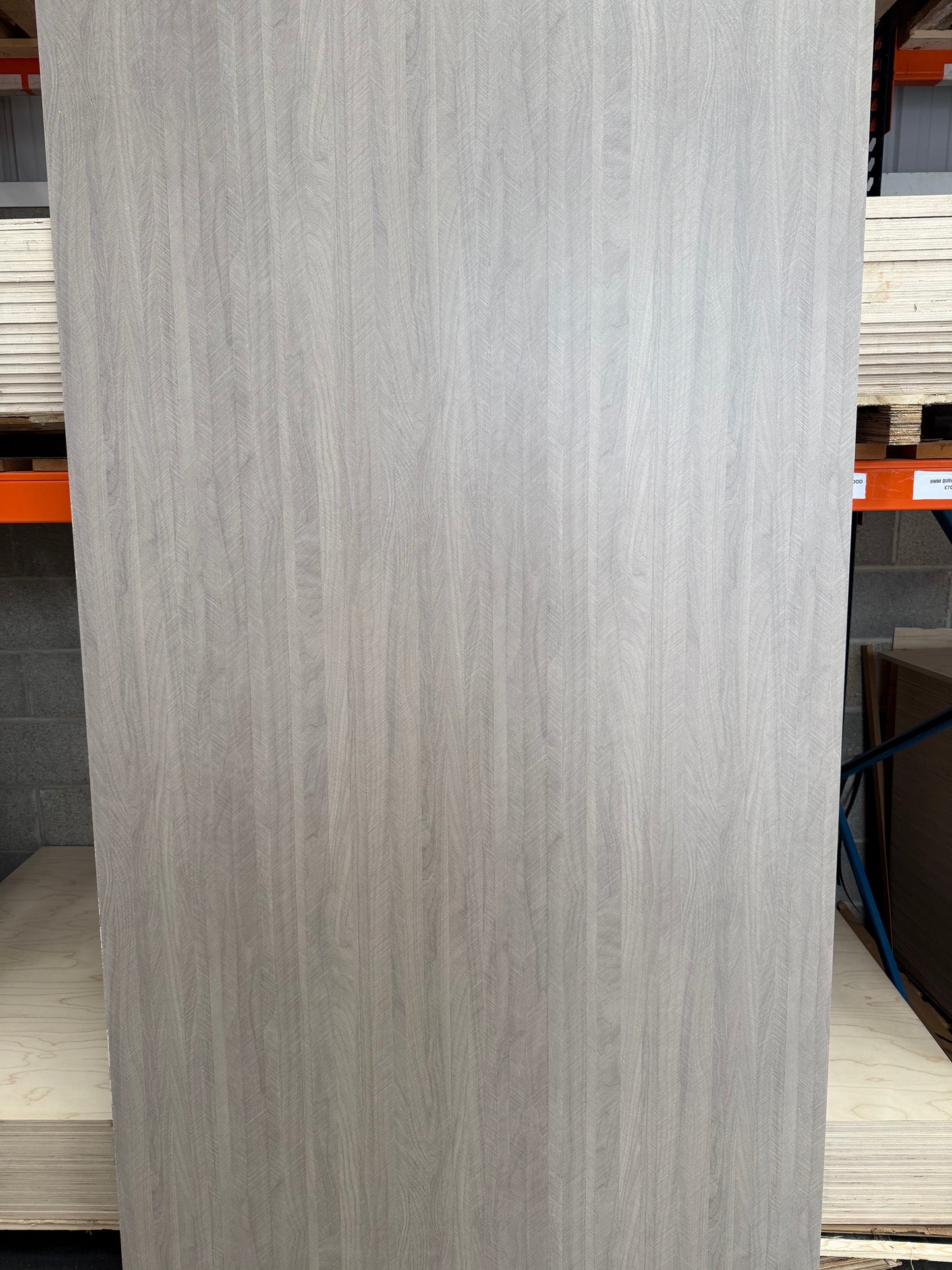 HERRINGBONE LIGHTWEIGHT FURNITURE PLYWOOD (8FTX4FT)